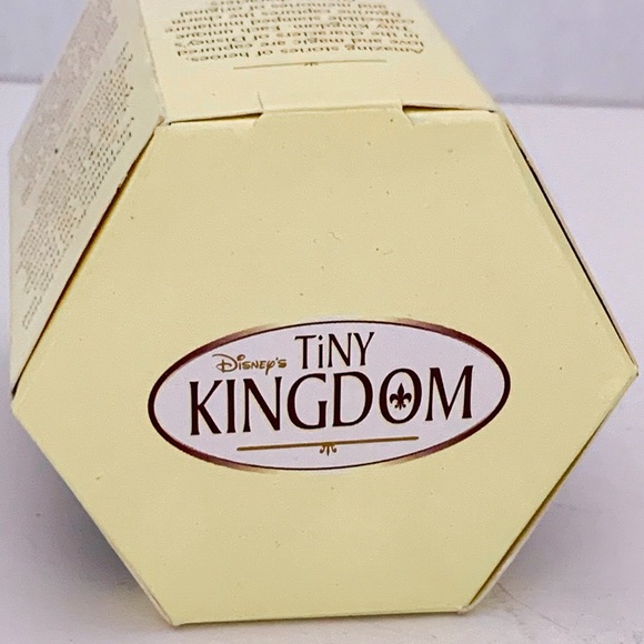 NIB Disney Tiny Kingdom Jiminy Cricket Figurine in Box Vintage Holiday Gift Idea - Picture 10 of 14